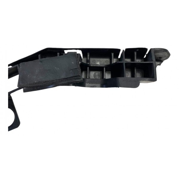 Guia Parachoque Gm Captiva Dianteira 2011 2015 96804099