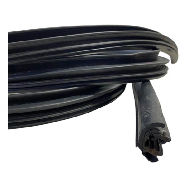 Borracha De Vedação Fiat Freemont Dianteira Esquerda 2010