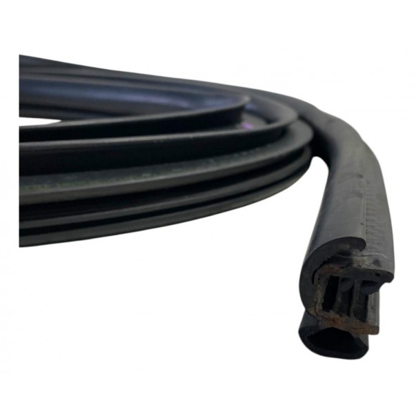 Borracha Vedação Dianteira Direita Freemont 2010 05076860