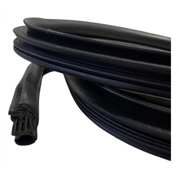 Borracha Vedação Freemont Traseira Direita 2010 05076860