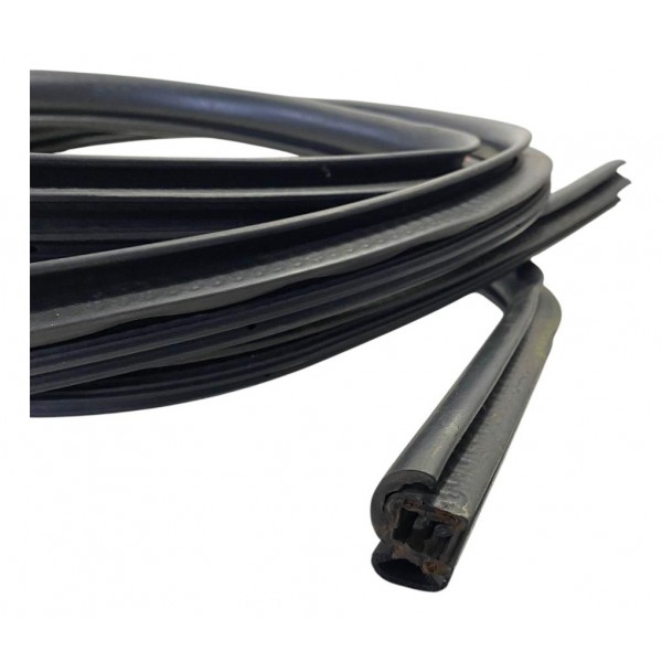 Borracha De Vedação Fiat Freemont Traseira Esquerda 2010