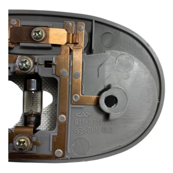 Luz De Teto Cortesia Chery Qq 2011/2015 S113714010 Original