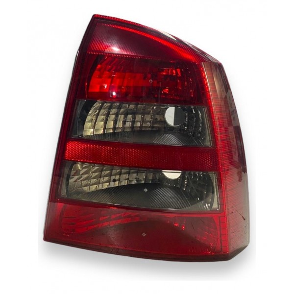 Lanterna Fumê Gm Astra Sedan Traseira Direita 2003 2011 Direito/passageiro Vermelho