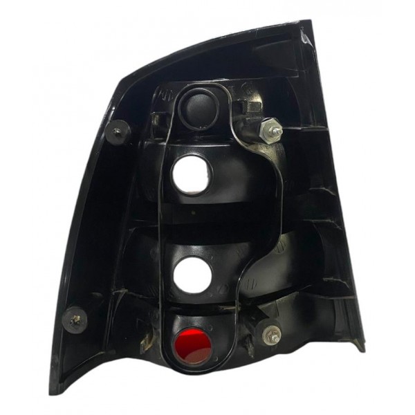Lanterna Fumê Gm Astra Sedan Traseira Direita 2003 2011 Direito/passageiro Vermelho