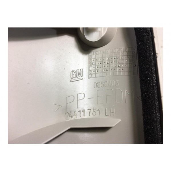 Acabamento Parabrisa Gm Zafira Lateral Esquerdo 24411751