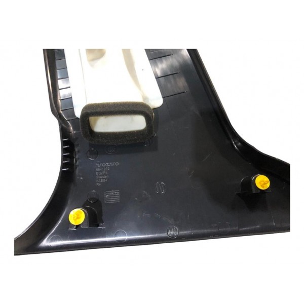 Acabamento De Coluna Volvo Xc60 T6 3.0 Direita 2011 6841932