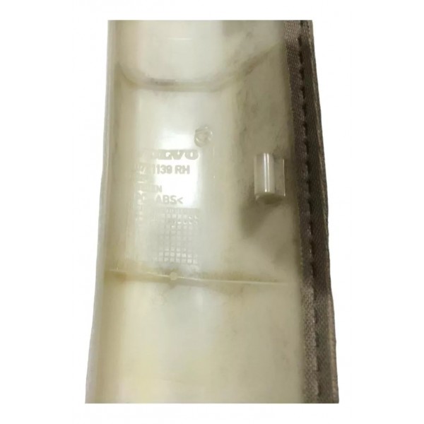 Acabamento Coluna Parabrisa Volvo Xc60 Direito 2008 2017