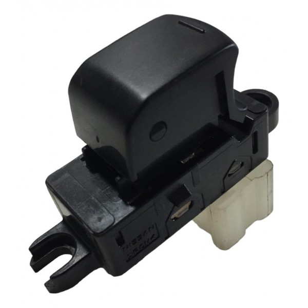 Botão Comando Vidro Eletrico Nissan March Tiida Livina 2012