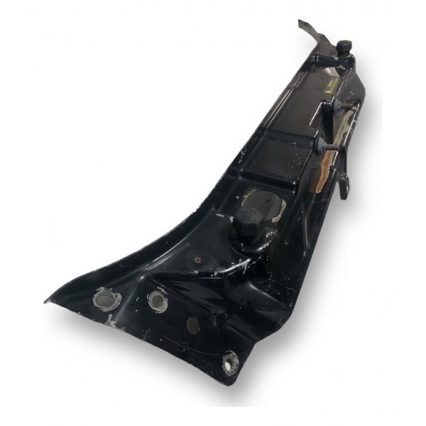 Travessa Superior Painel Frontal Chysler Pt Cruise 2007