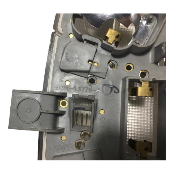 Luz De Teto Cortesia Ford Fusion 2006 2010 5l2413776