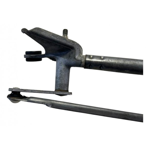 Galhada Maquina Limpador Ford Fusion Hybrid 2011