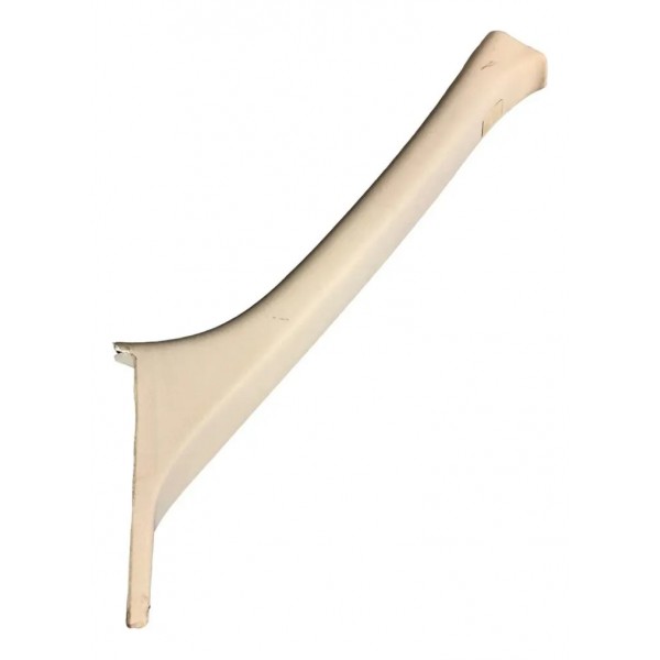 Moldura Interna Parabrisa Bege Volvo Xc60 Esquerdo 2008 2017