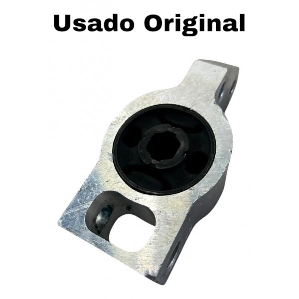 Par Bucha Bandeja Vw Golf Bora Jetta 2007 A 2011 Dianteira