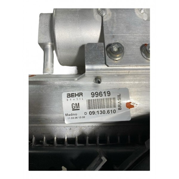 Condensador Ventoinha Ar Chevrolet Zafira 2003 2011